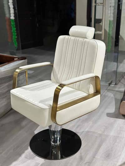 Barber chair/Cutting chair/ Shampoo unit/Trolly/Saloon Furniture.