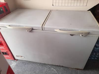 deep freezer for sale good condition