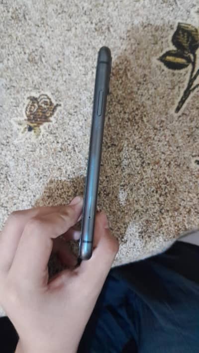 iPhone 11 , Non PTA , 80% Battery Health, Lush Condition!!