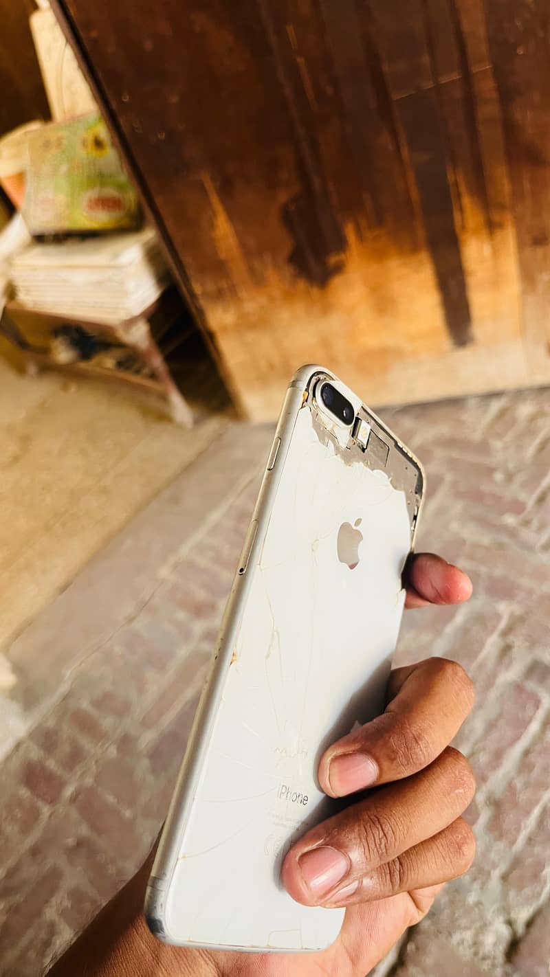 iphone 8 plus 3