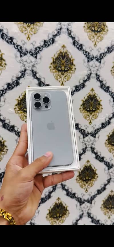 Iphone 15 pro Max Jv Batter health 85