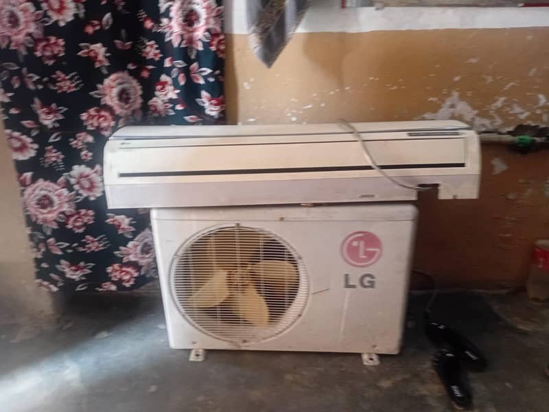 AC LG 2