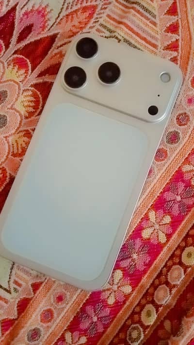 iphone XR converted to 17 pro