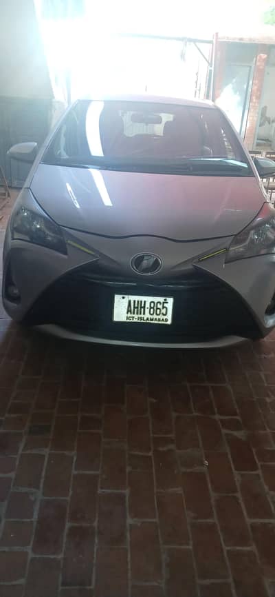 vitz Spider Shape Model 2014  import 2018 1 door touching