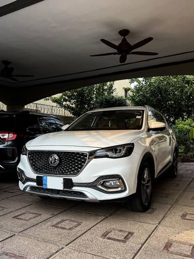 2022 MG HS Trophy