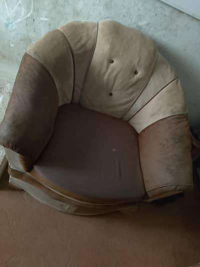 SOFA FOR SALE 1 BIG AND 2 SMALL 5 SEATER