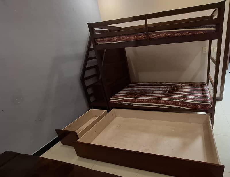 Bunk Bed 1