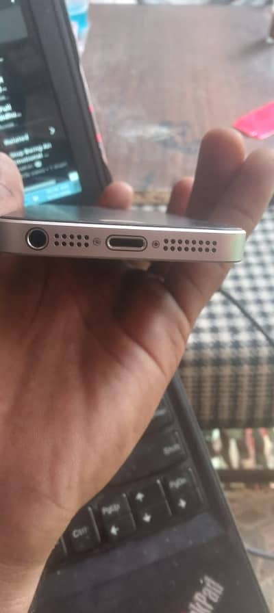 iPhone 64GB Non PTA – All Apps Working (WhatsApp/Instagram/TikTok)