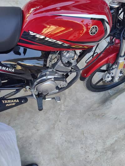 YAMAHA RED  DX Excellent Condition for sale