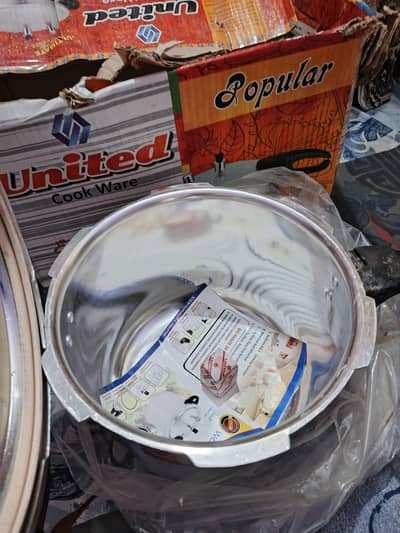 United Pressure Cooker Anodized