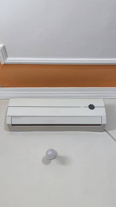Gree 1.5 ton Non-Inverter