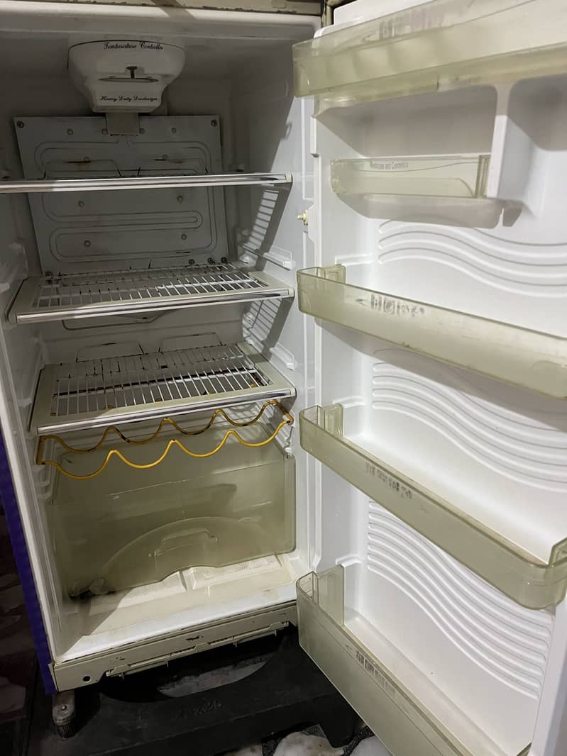 Refrigerator 1