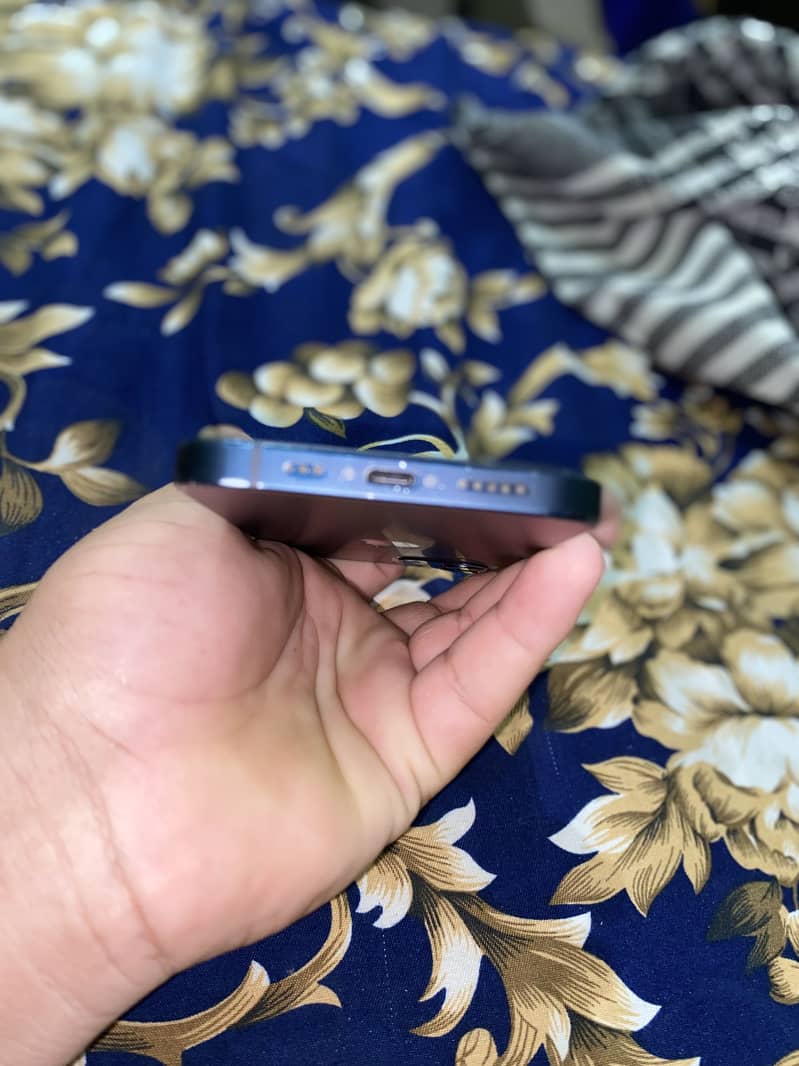 Iphone 12 jv 6