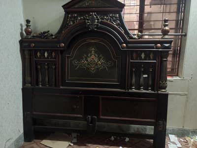 big Size Bed for Sale