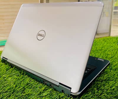 Dell Latitude 7440  Core I5 4th gen 8GB  ram  128GB SSD
