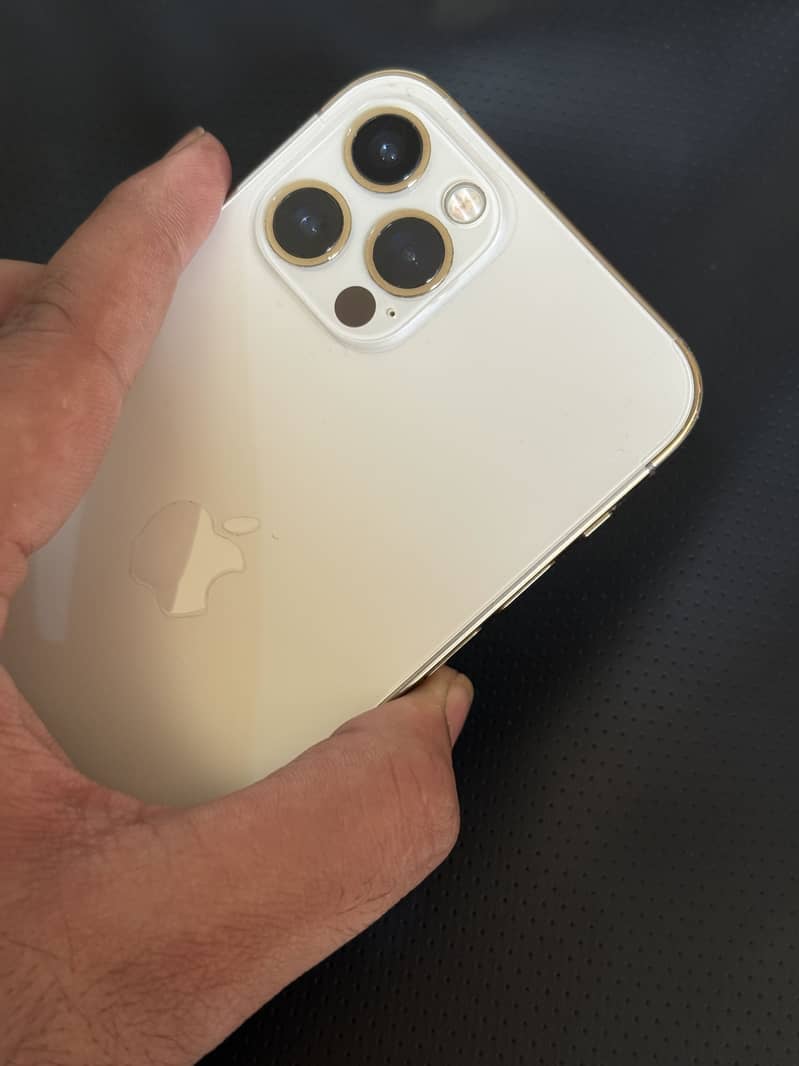 Iphone 12 pro 1