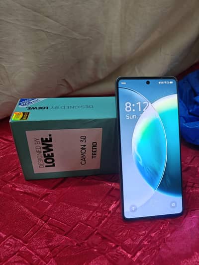 Tecno camon 30 8+256gb white