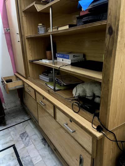 bookshelf