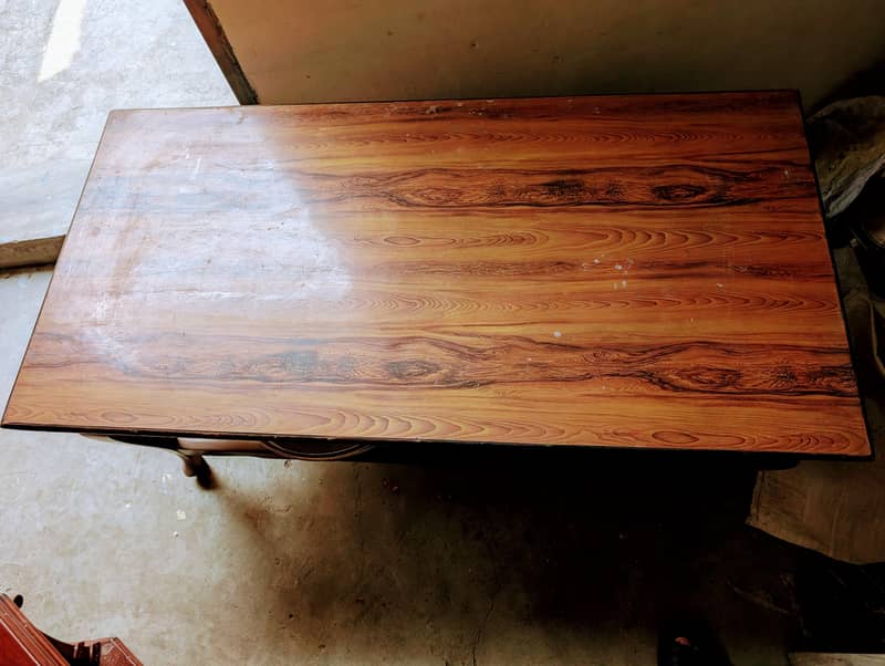 Center Table and Dressing Table 4