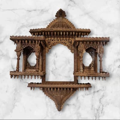 A jhroka of good wood for home decoration  03091145769