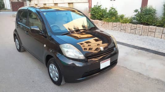TOYOTA PASSO Automatic Model 2007 Registered 2013 Black color.