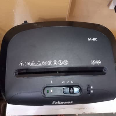PAPER SHREDDER