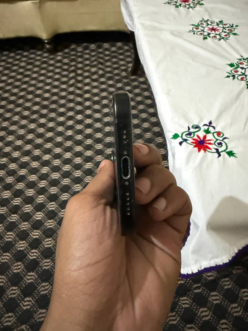 IPhone15 mdm 4