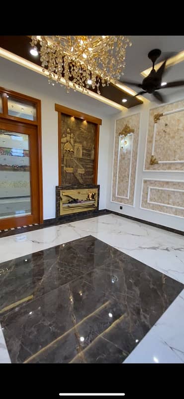 1 KANAL BRAND NEW HOUSE FOR SALE IN VALECIA TOWN LAHAORE