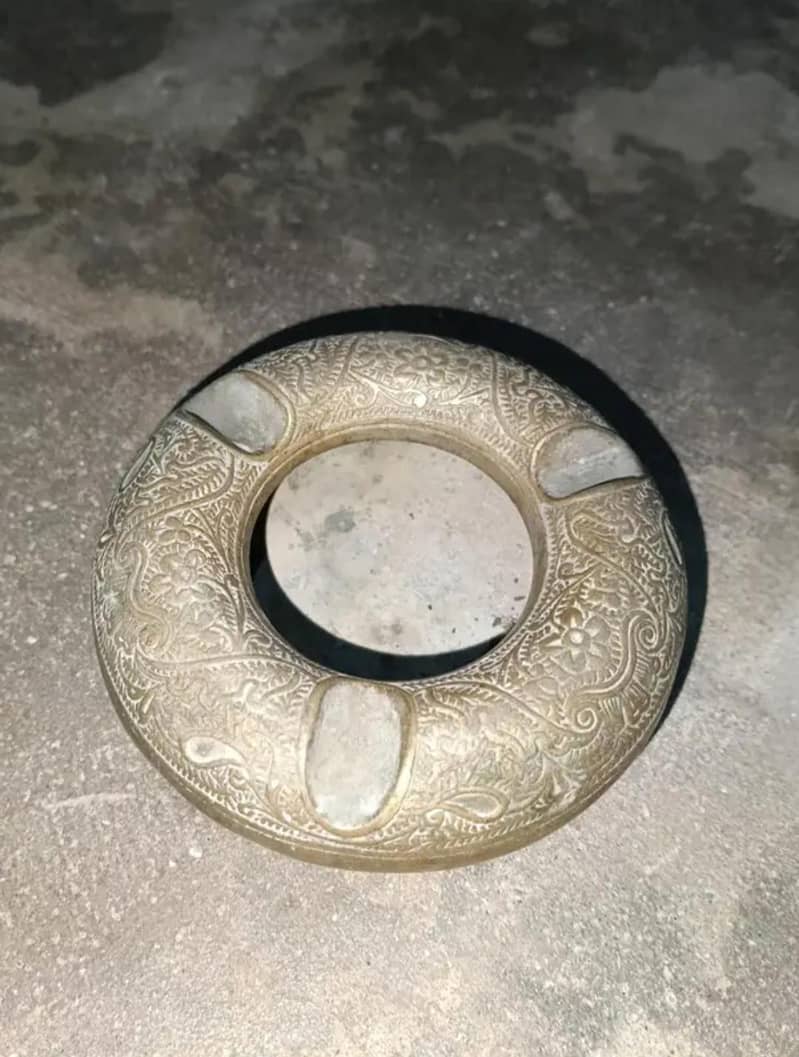 ashtray brass 2