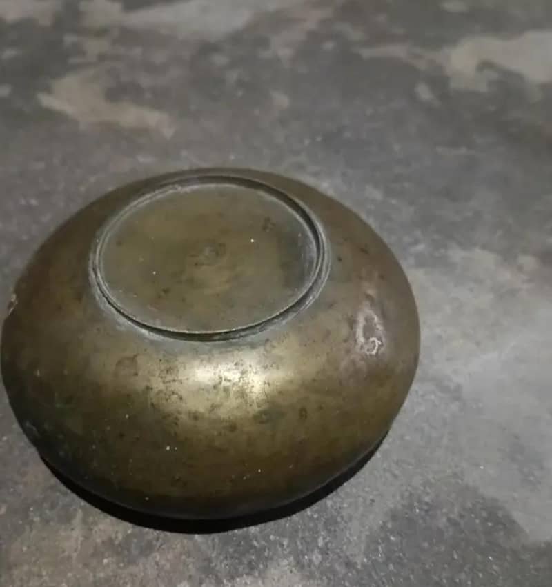 ashtray brass 3