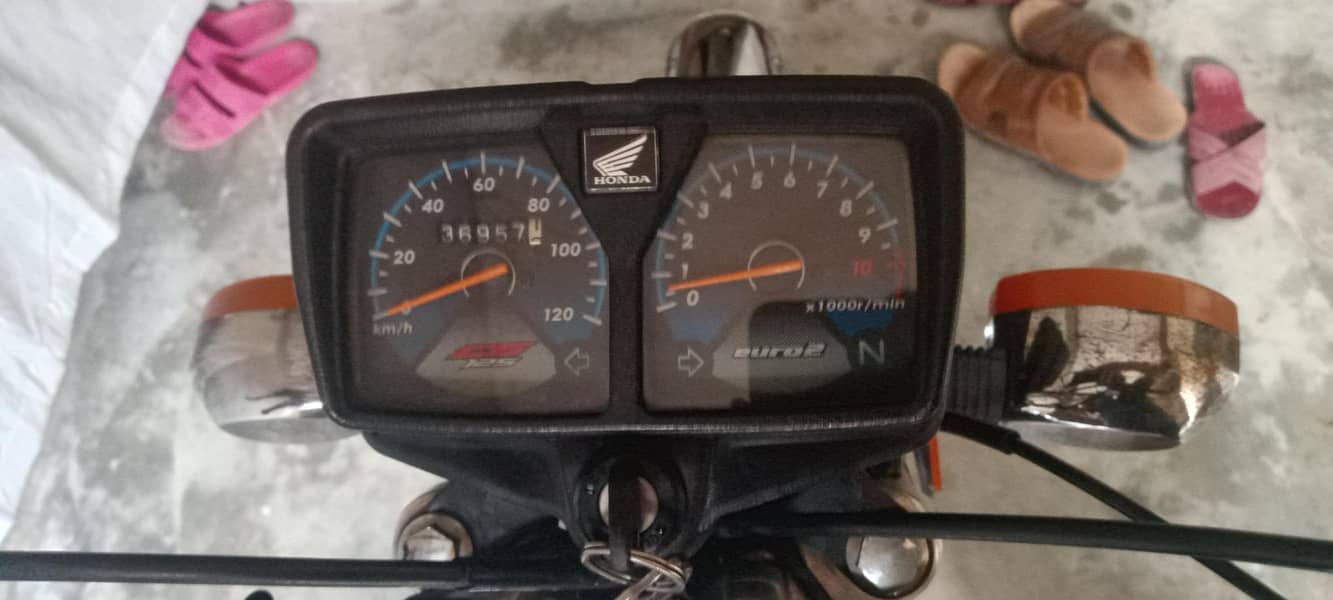 hounda 125 9