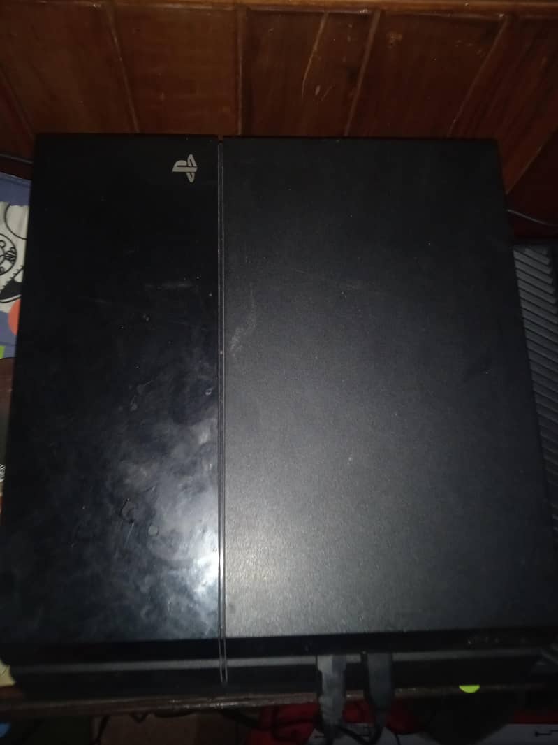 PLAYSTATION 4 1