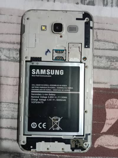 Samsung Galaxy J7 2/16 PTA approved  touch break working ok. .