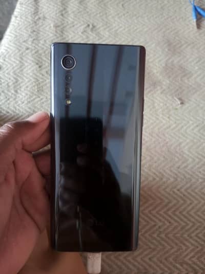 lg velvet 8/128