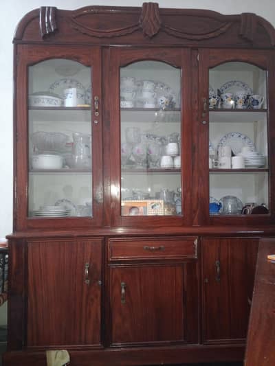 dressing table + Almira