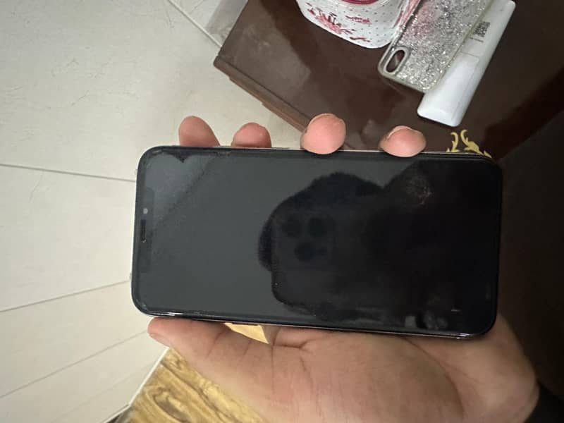 Apple iPhone X 3