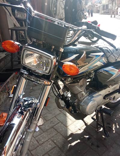 cg 125 location Hyderabad 2025 model