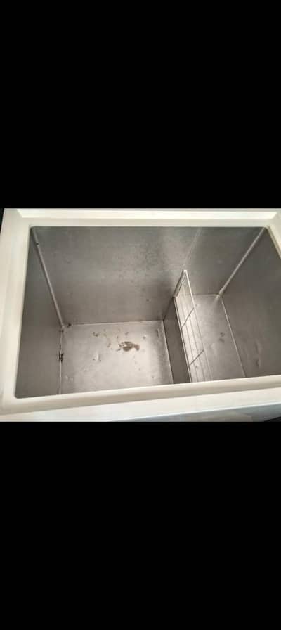 Haier deepfreezer single door  model 285