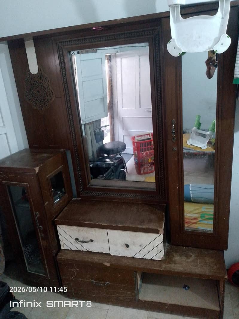 dressing table 1