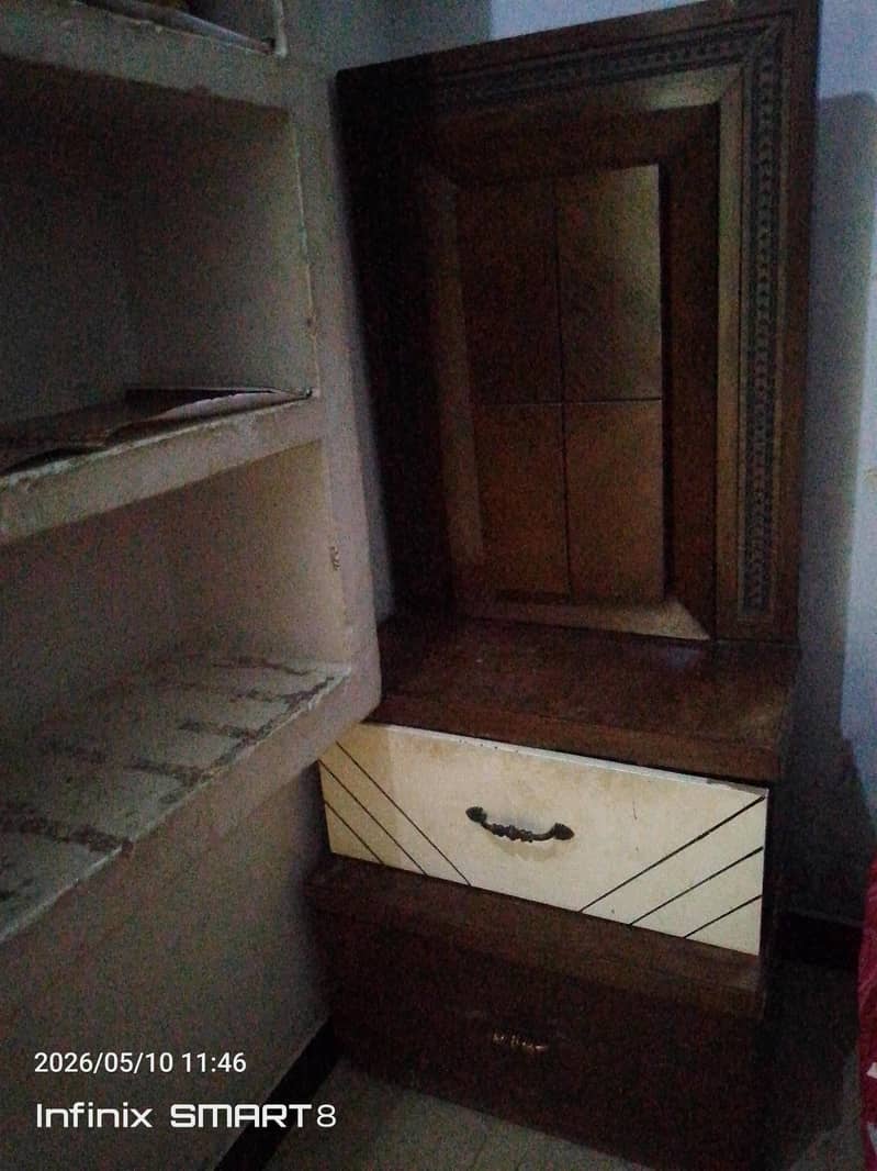 dressing table 2