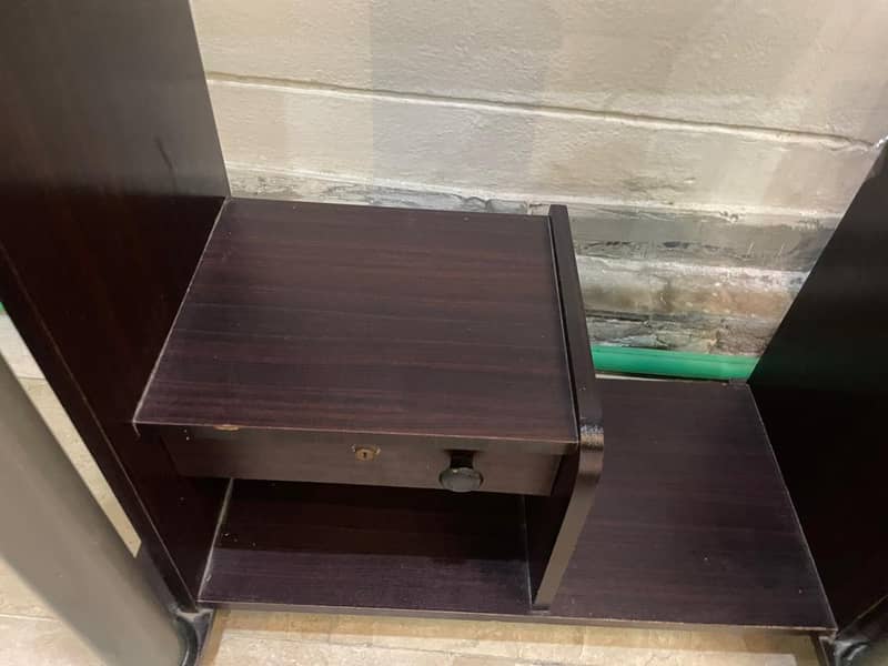 computer table 3