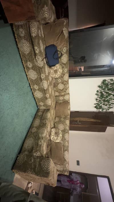sofa L shaped 6 seater home used