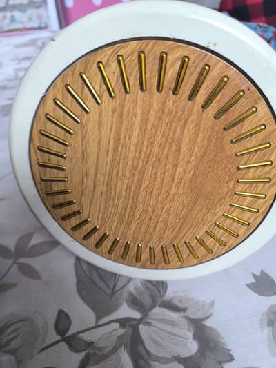 Very good condition Pak fan is available little bit used