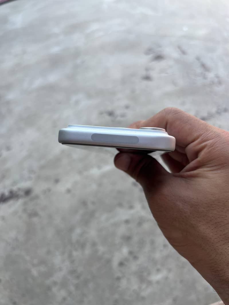 Apple iPhone 17 Pro 2