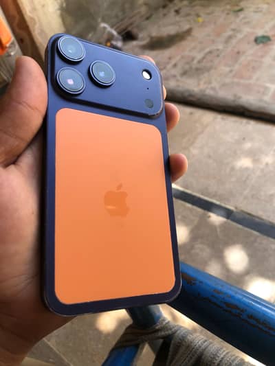 I phone xr convorte 17 pro