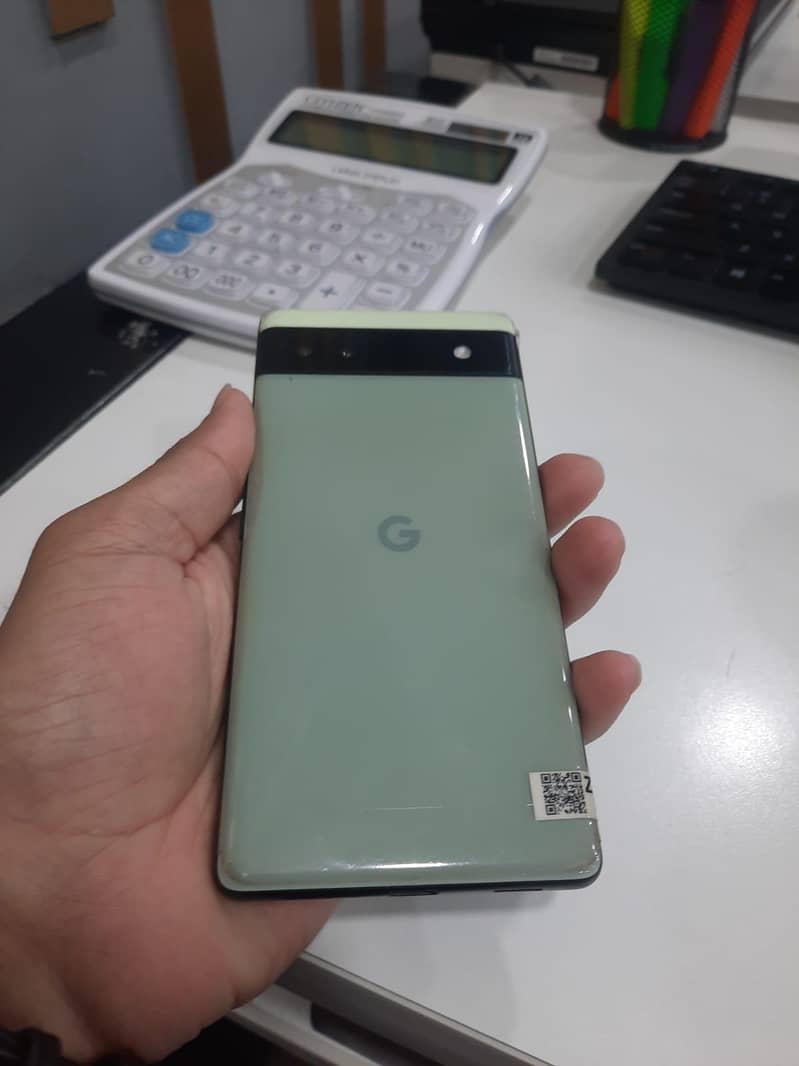 Pixel 6A 1