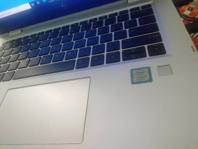 HP x360  core i7 7th 8gb Ram 256gb nvem sad touch