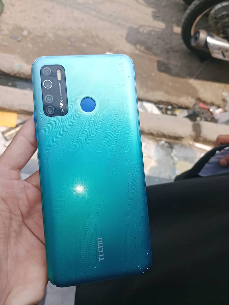 spark 5 pro 1