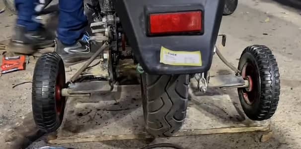 Revoo Scooty training wheels