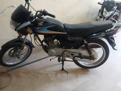 Honda CG125 Deluxe 2007 Lahore Registered – Good Condition